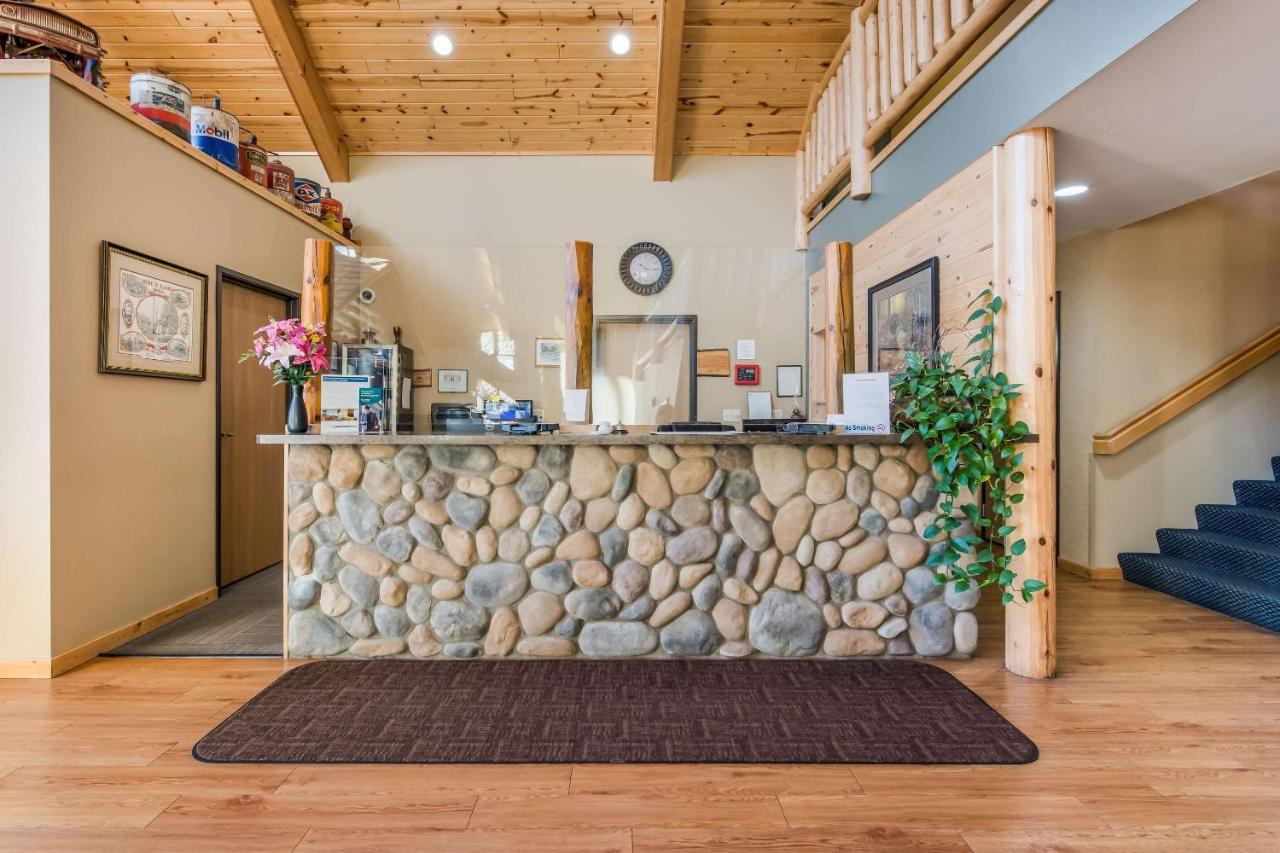 Econo Lodge Rice Lake エクステリア 写真