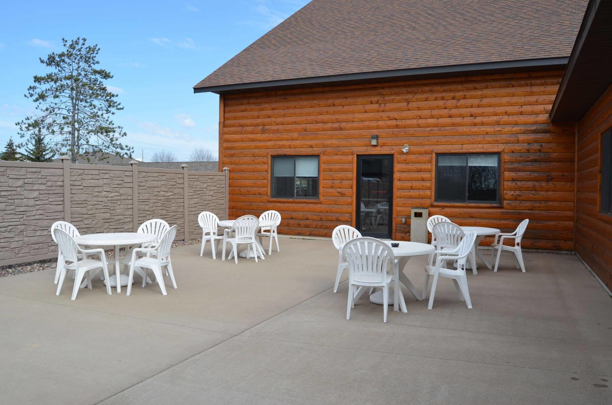 Econo Lodge Rice Lake エクステリア 写真